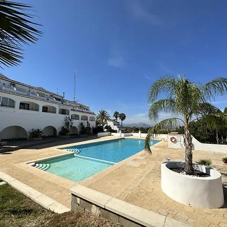 Casa Clare - 3 Bedroom In בית נופש דניה