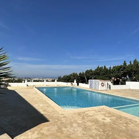 Casa Clare - 3 Bedroom In בית נופש דניה
