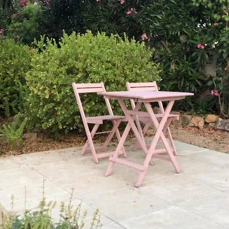 בית נופש Casa Clare - 3 Bedroom In דניה